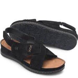 Born Ebba suede sandals